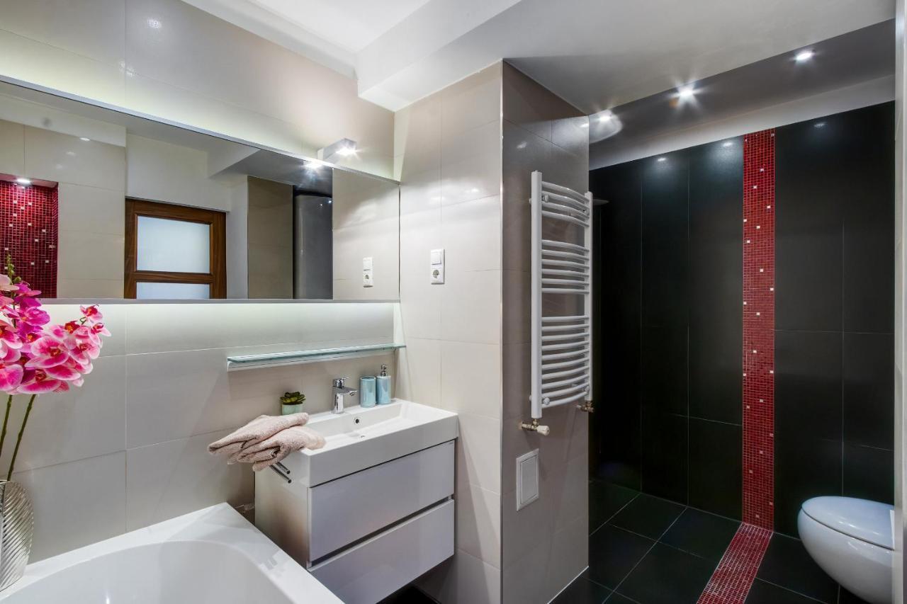 Danube Pearl Boutique Apartment บูดาเปสต์ ภายนอก รูปภาพ